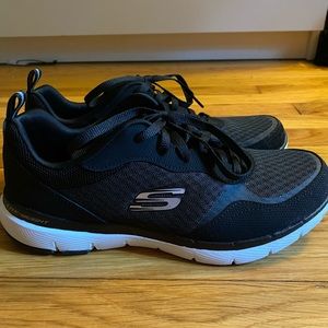 Women’s Skechers sneakers